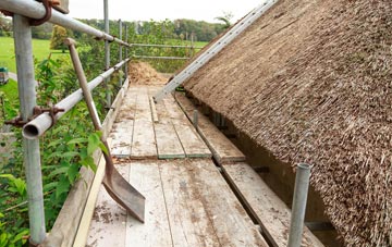 advantages of Barton Le Willows thatch roofing